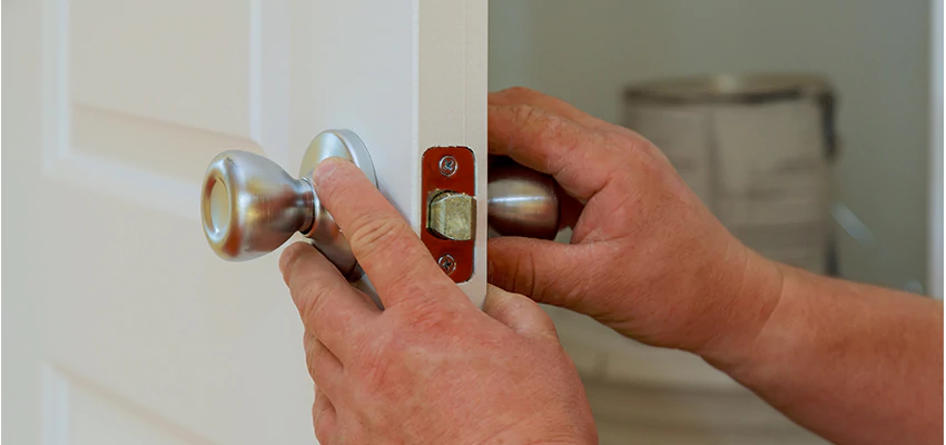 AAA Locksmiths For lock Replacement in Port Orange, Florida